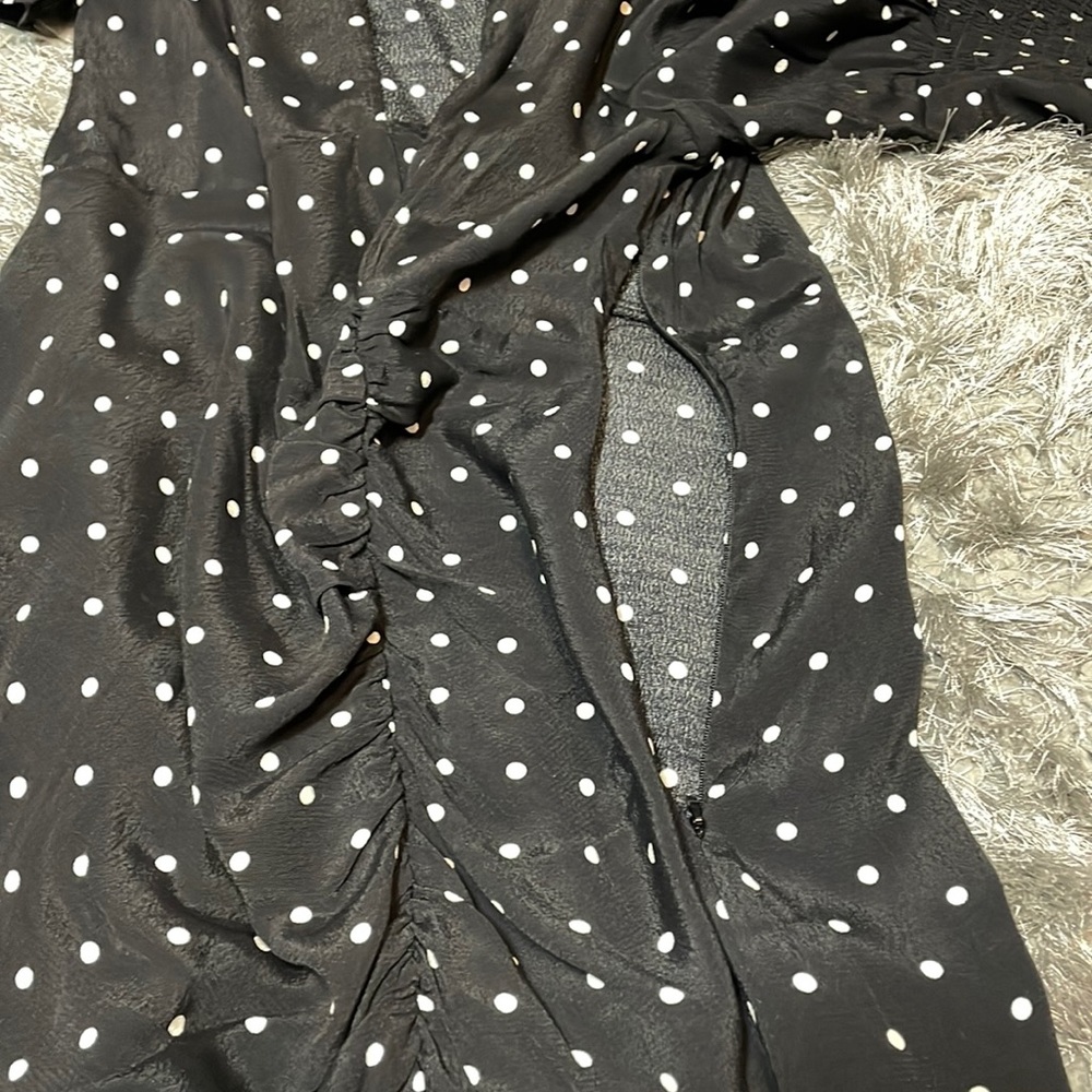 New H&M Black and White Polka Dot Puff Sleeve Crepe V Neck Dress Size L - Picture 3 of 16